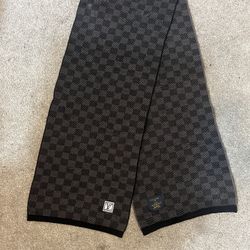Louis Vuitton Scarf 