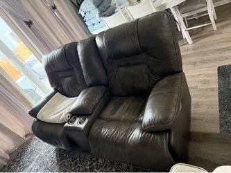 Dual Power Leather Reclining Loveseat with Console dark gray