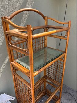 Rattan 4-Row Shelf