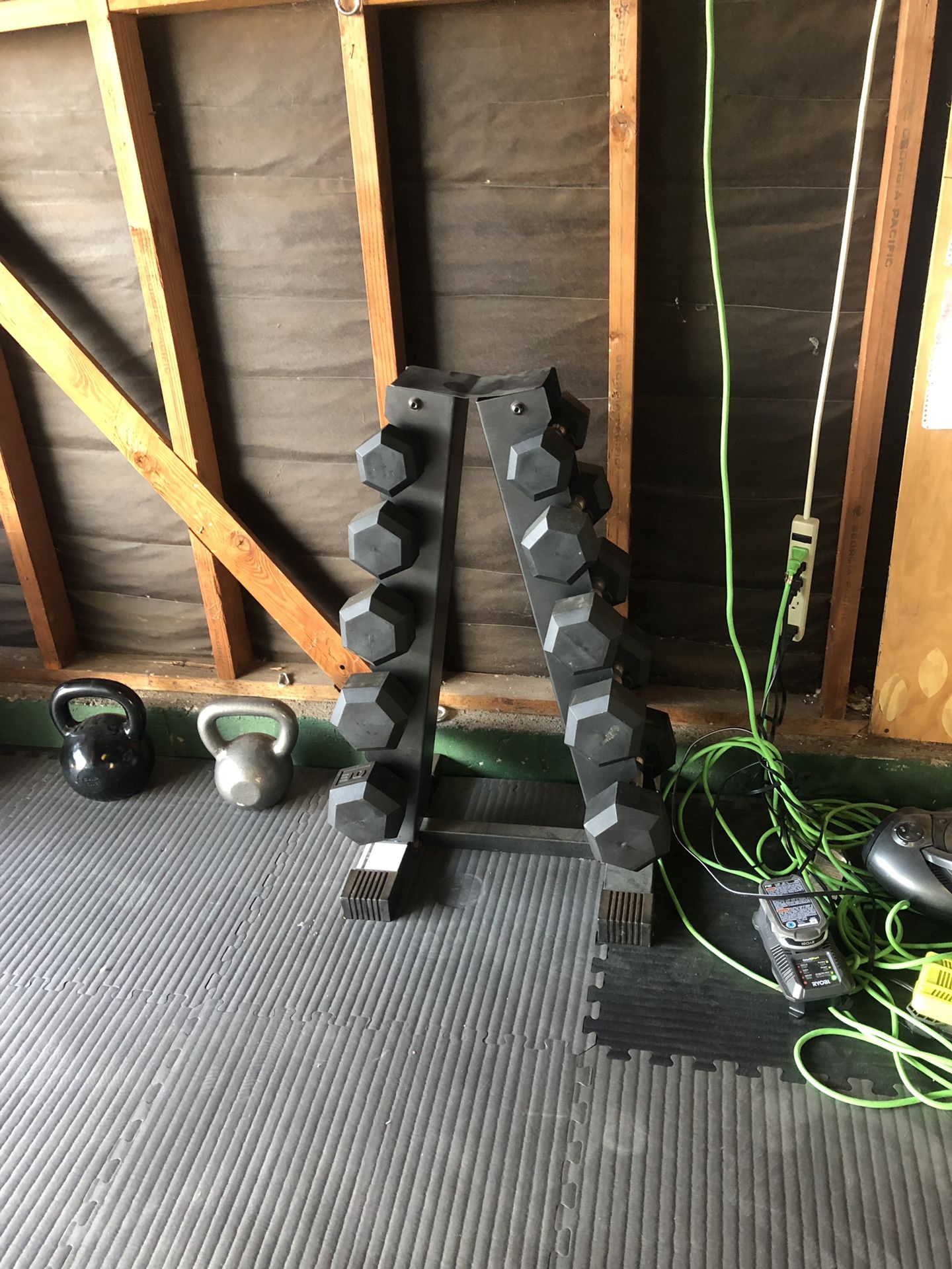 Dumbbell set