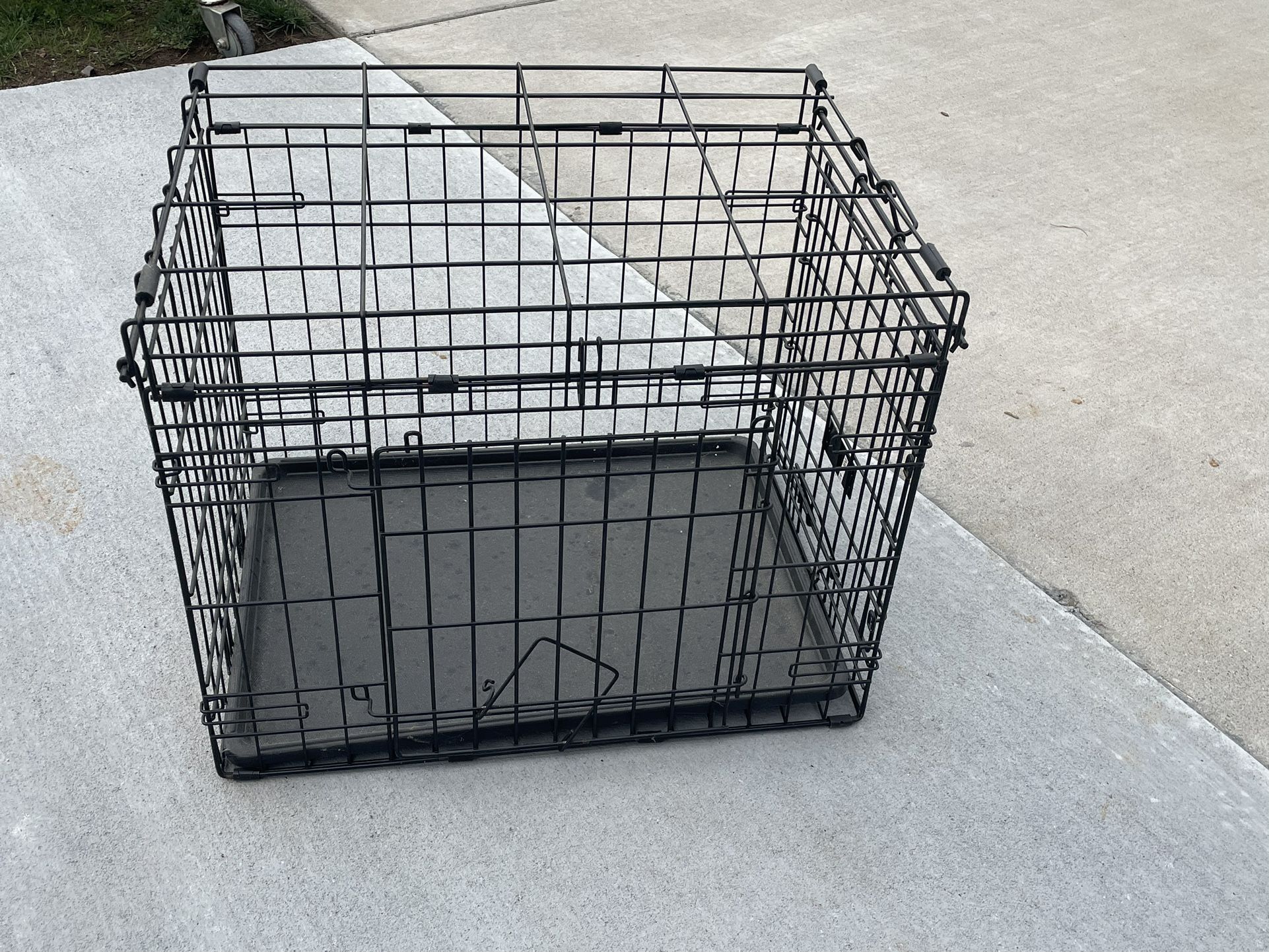 Medium Doo Crate