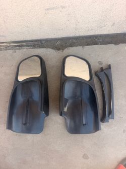 TOWING MIRRORS