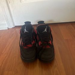 Jordan 4s red thunder