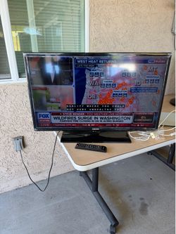 32" samsung with plastic