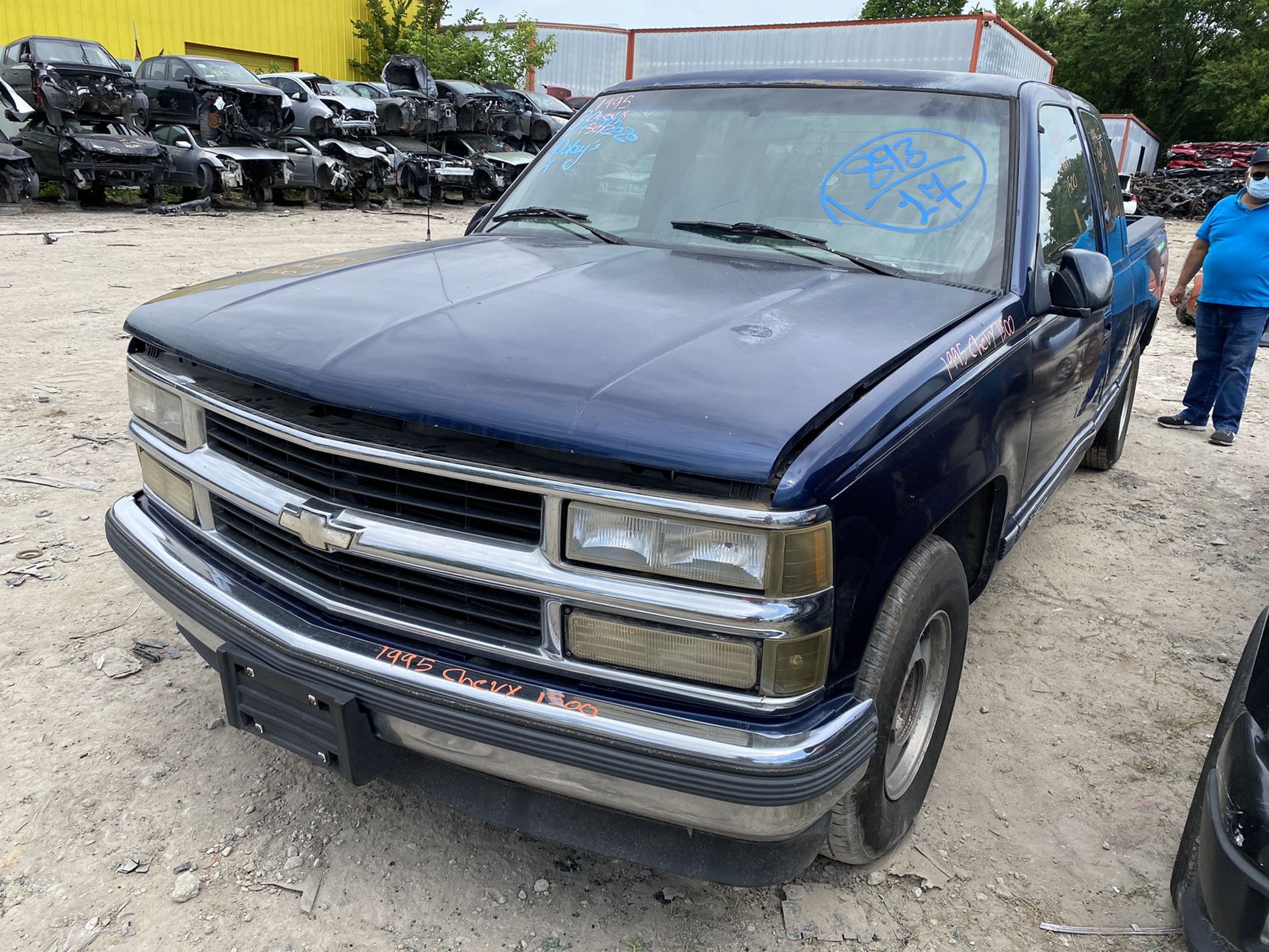 1995 Chevy truck 1500 for parts