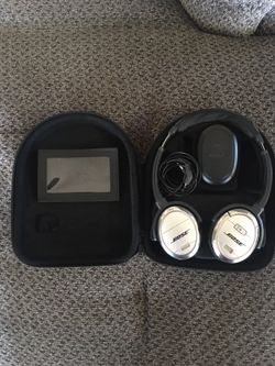 Bose Acoustic Noise Canceling Headphones