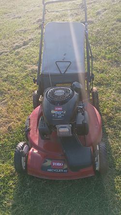 675 toro self propelled 190 cc  lawnmowear