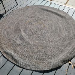 Target 6x6 Round Outdoor Rug. 