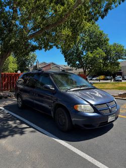 2006 Dodge Grand Caravan SE – 156,000 miles – 3.3L V6 – Automatic