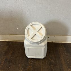 Pets Food Contemaire 