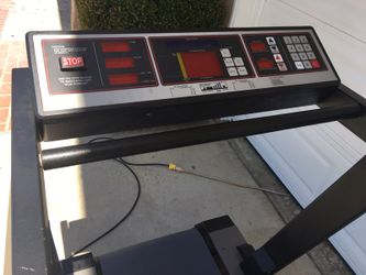 LifeFitness LifeStride TR 9500 Commercial Grade Treadmill Exercise