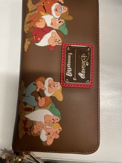 Loungefly Snow White wallet