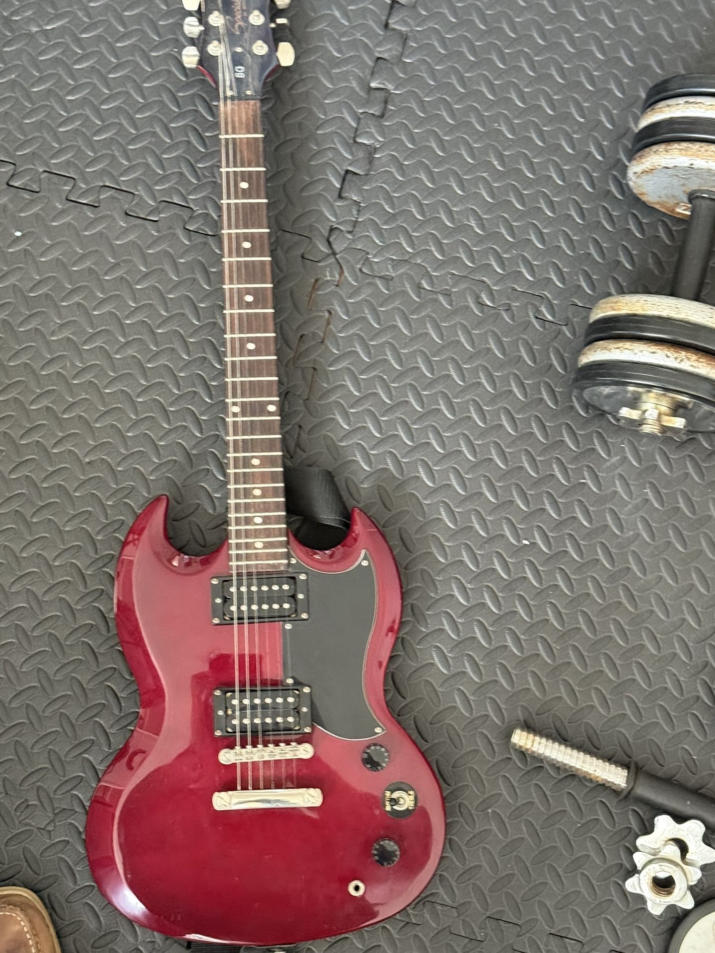 Epihphone Electric Guitar and Line 6 Spider Amp