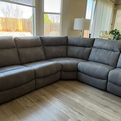Ashley DuraPella Reclining Sectional w/console