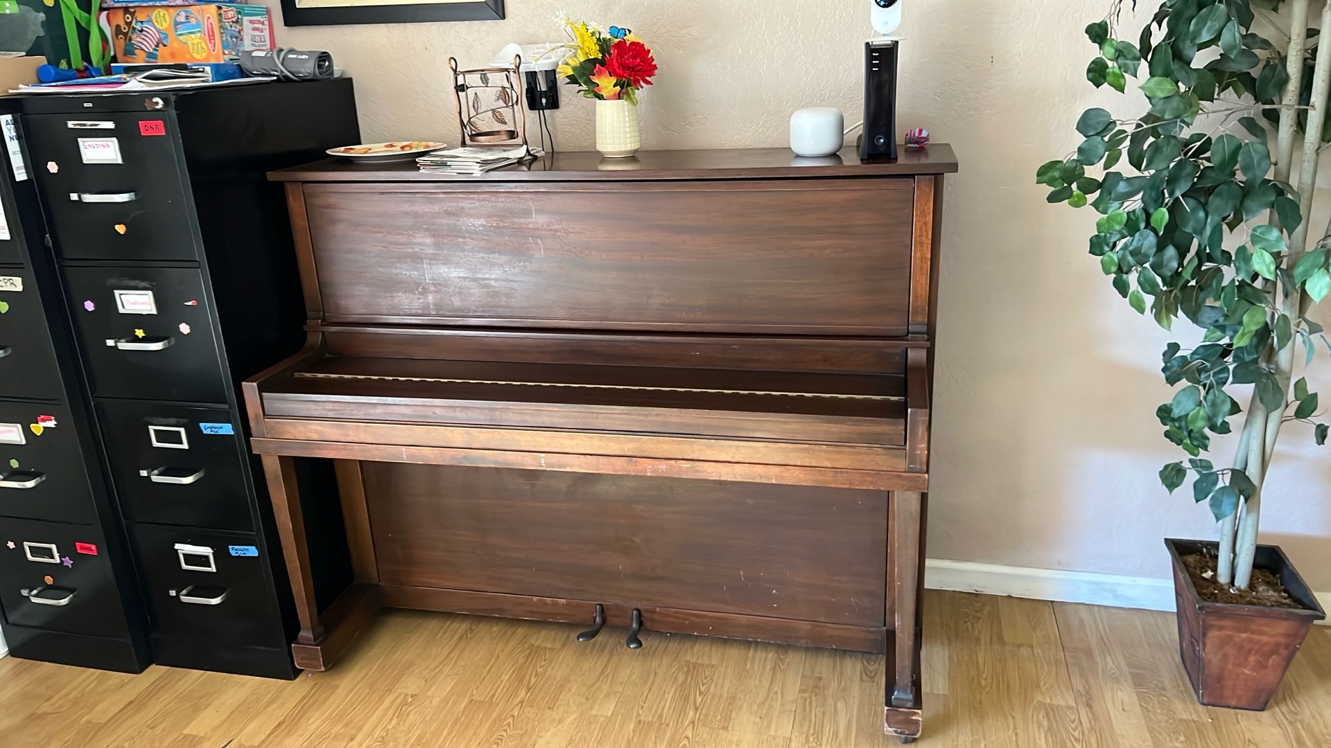 Working piano