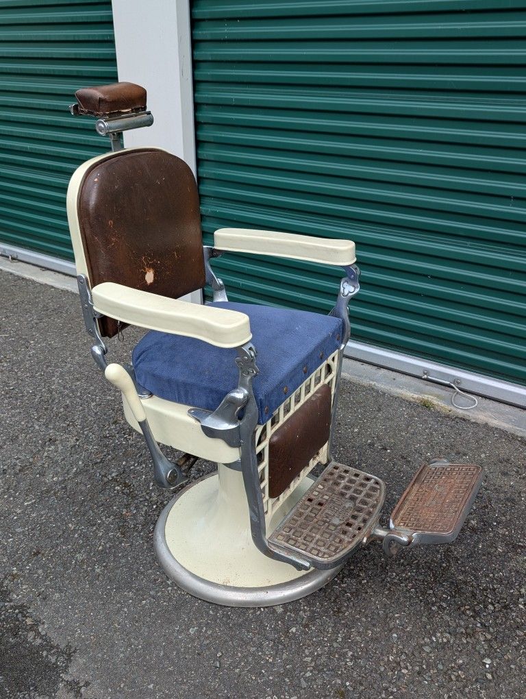 1900s Antique Emil J Paidar Porcelain Enamel Barber Chair