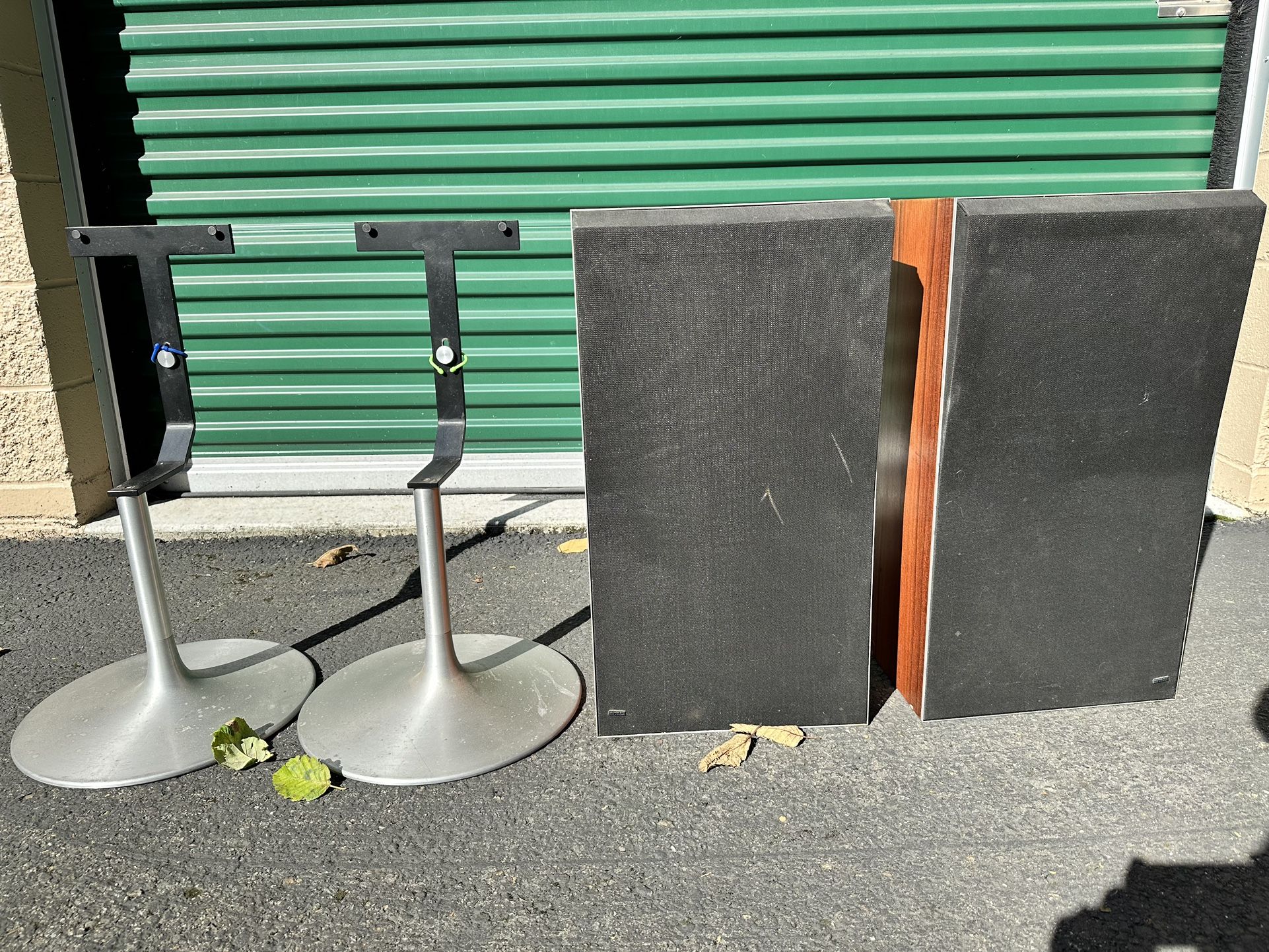 Pair Bang and Olufsen BEOVOX M70 Type 6304 Speakers with Stands