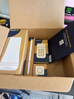 SimpliSafe Base unit keypad motion sensorNEW