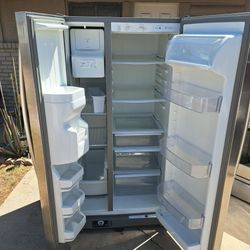 Kenmore Refrigerator, Brushed Nickel 