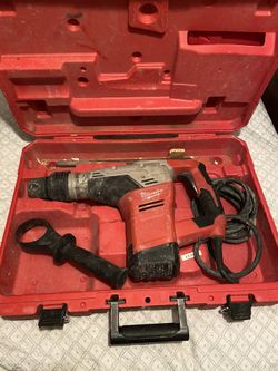 Milwaukee hammer