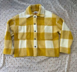 Woolrich women’s white & yellow plaid jacket size medium
