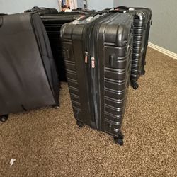 5 Suitcases And 10 Large REI Duffel Style Bags 