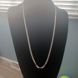 SILVER NECKLACE & 22-24 INCHES LONG.....😁😊😍