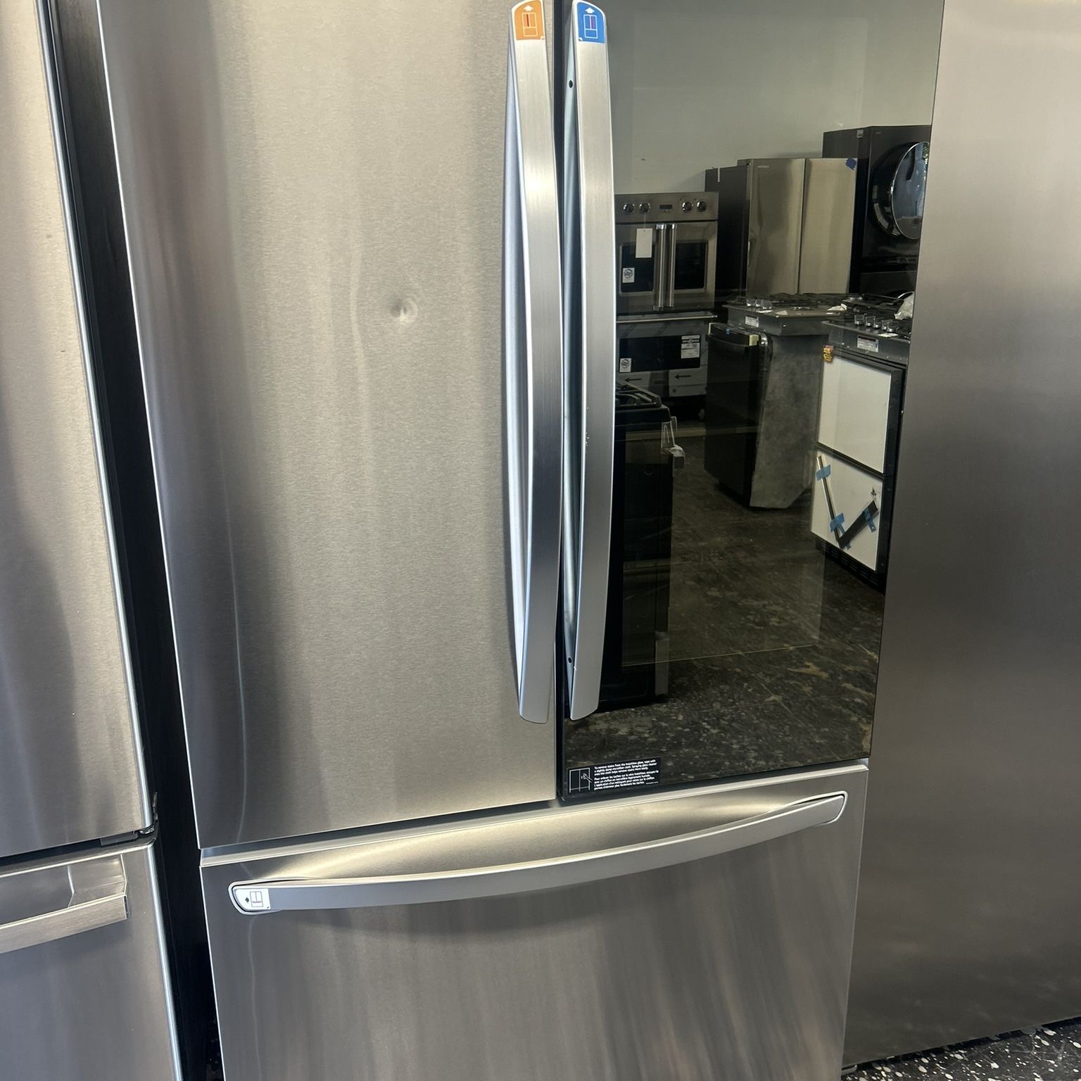 ‼️‼️ LG French Door Refrigerator Stainless Steel Water Dispenser Inside ‼️‼️