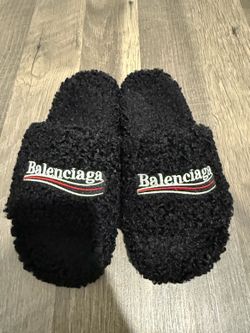 Balenciaga Fur Slides ‘Black’