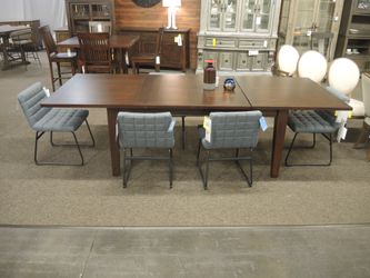 Napa Mahogany Express Rectangle Leg Dining Table - Dark Mahogany Brown