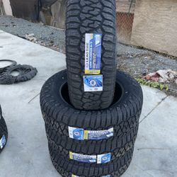 BRAND NEW SET OF ALL TERRAIN TIRES 275/60r20 275/60/20