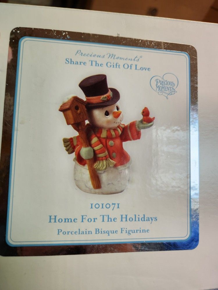 USED PRECIOUS MOMENTS  2009 HOME FOR THE HOLIDAYS