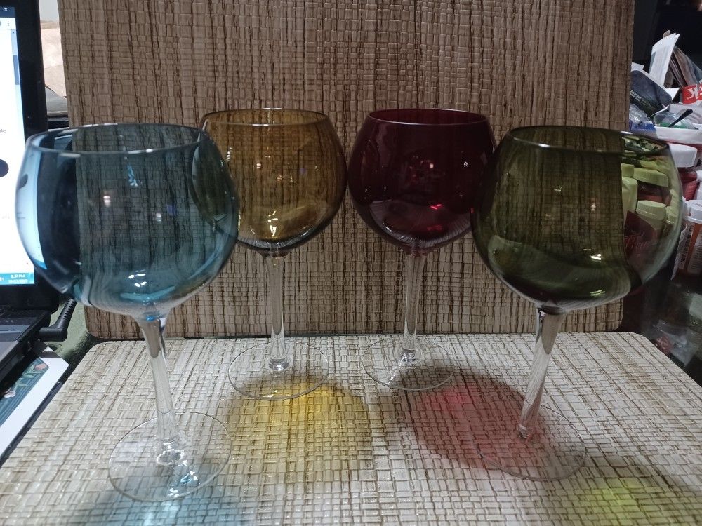 Vintage Round Colored Wine Glasses Set Of 4