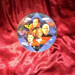 Star Trek Commemorative Plate