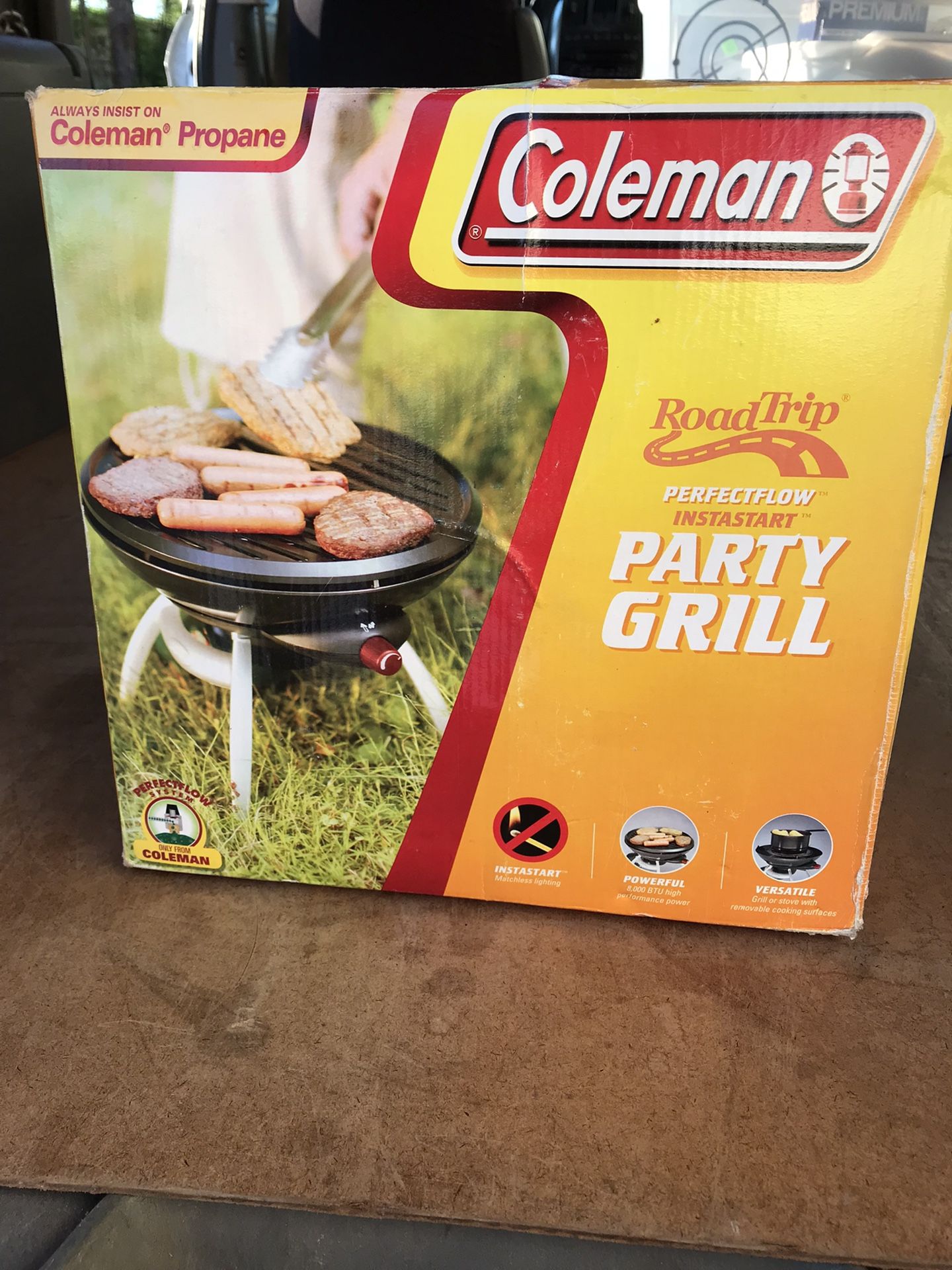 Coleman Grill Party Grill