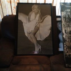 Marilyn Monroe Picture In Poster Frame