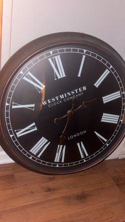 Large wall clock