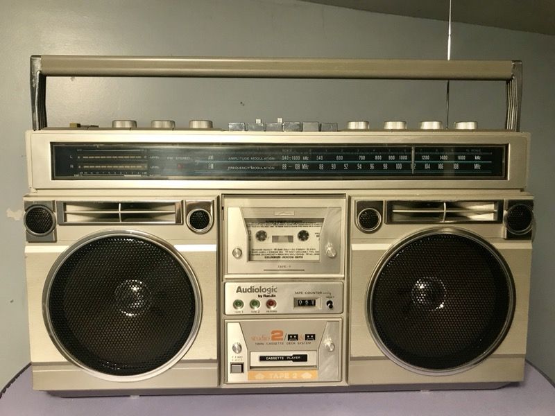 AUDIOLOGIC SCR-3266 BOOMBOX