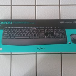 Keyboard with Wireless Mouse NEW