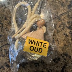 White Oud Perfume 