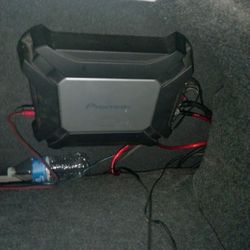 Pioneer Amp With Wires 800 W
