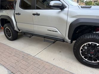 Tacoma predator step side running boards OEM