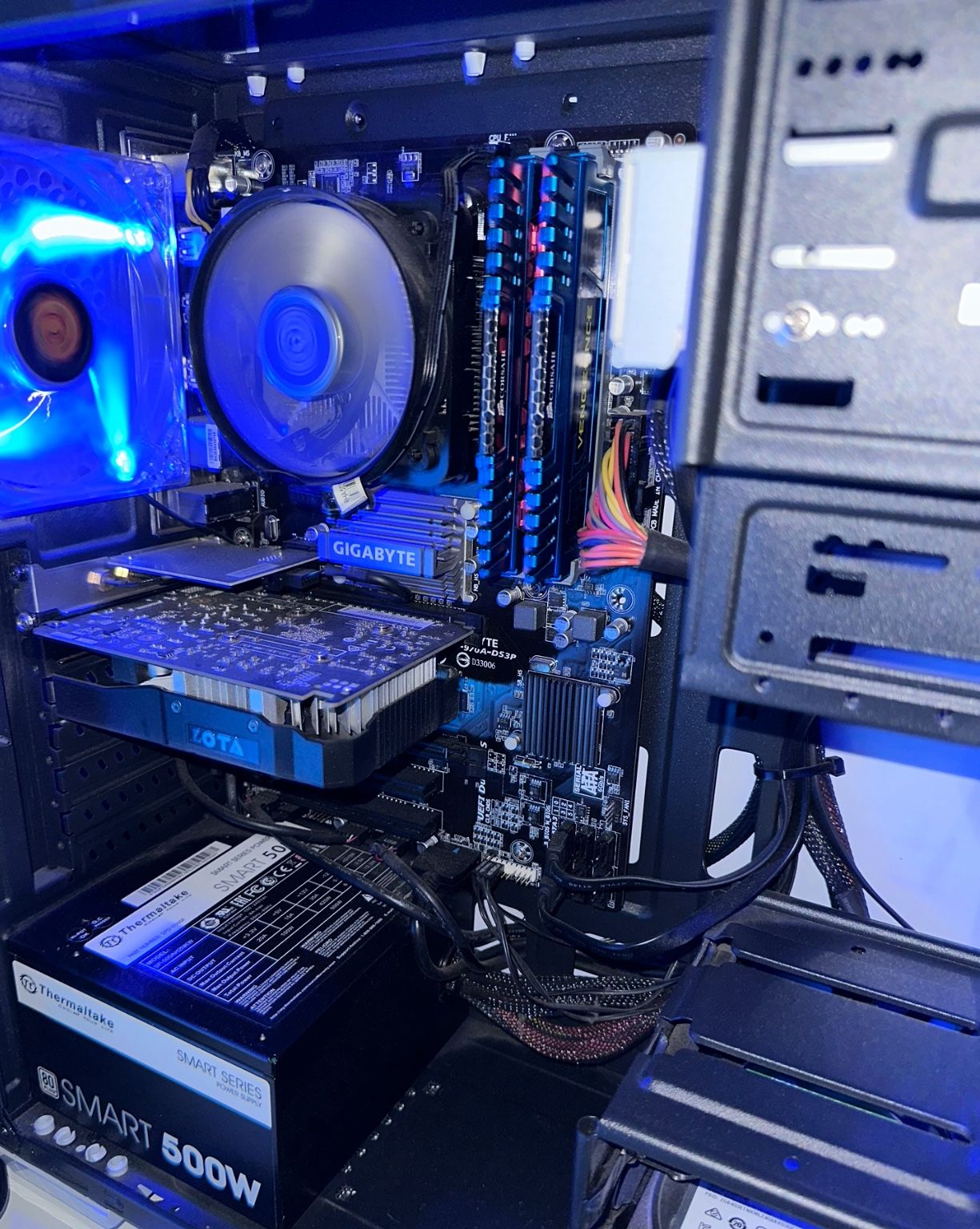 Gaming Desktop Computers 