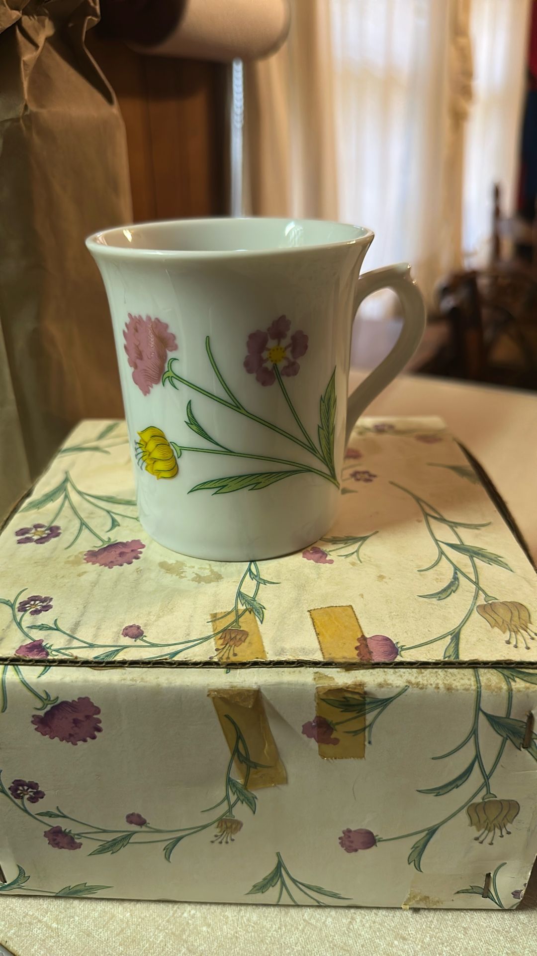 Cups