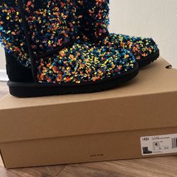 Girls winter boots Ugg Size 4