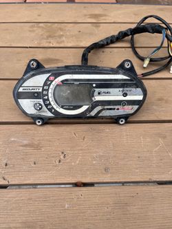 Yamaha wave runner cluster (speedometer)