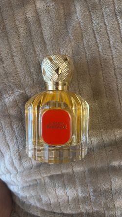 La Rouge Baroque BR540 dupe
