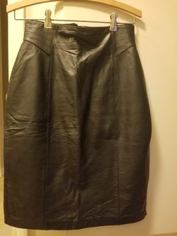 Leather skirt