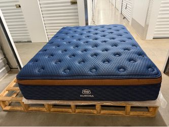 Like New Brooklyn Bedding Aurora Luxe Cooling Pillow Top Queen Mattress
