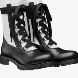 DIOR 💯 Authentic Boots